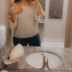 Off the shoulder cropped length blouse